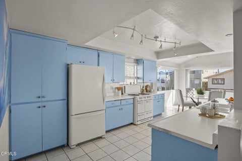 Tiny photo for 261 Hollywood Boulevard, Oxnard, CA 93035 (MLS # V1-39178)