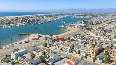 Tiny photo for 261 Hollywood Boulevard, Oxnard, CA 93035 (MLS # V1-39178)