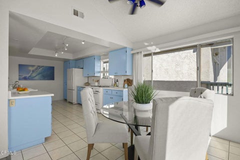 Tiny photo for 261 Hollywood Boulevard, Oxnard, CA 93035 (MLS # V1-39178)