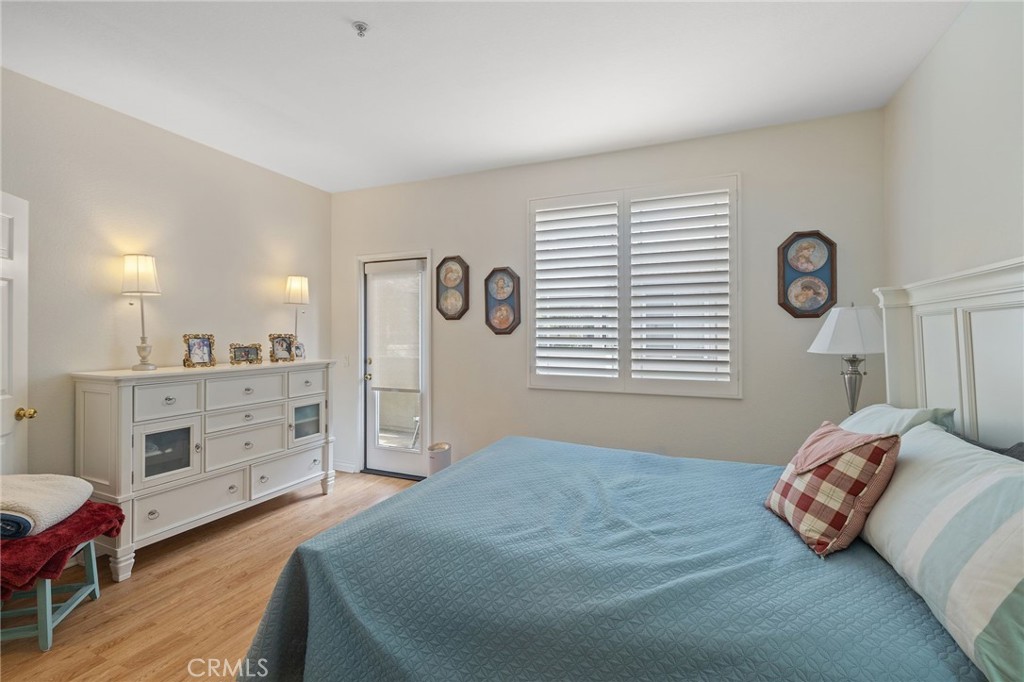 Bungalows - Residential