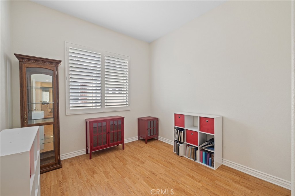 Bungalows - Residential