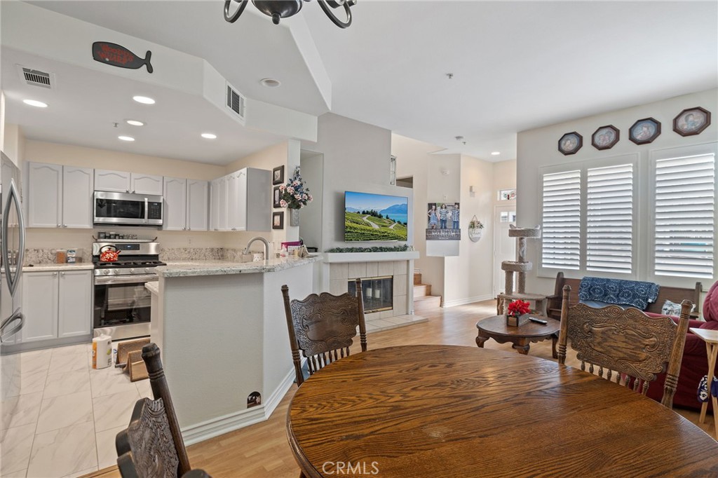 Bungalows - Residential