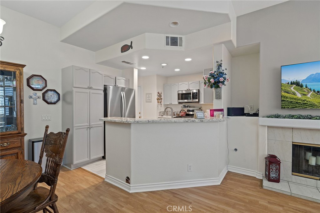 Bungalows - Residential