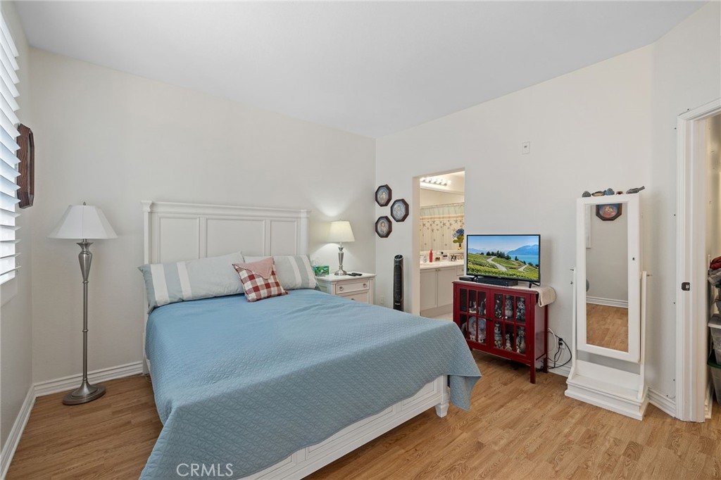 Bungalows - Residential