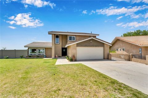Photo of 3074 Mountain Top Dr, Highland, CA 92346 (MLS # CV25280323)