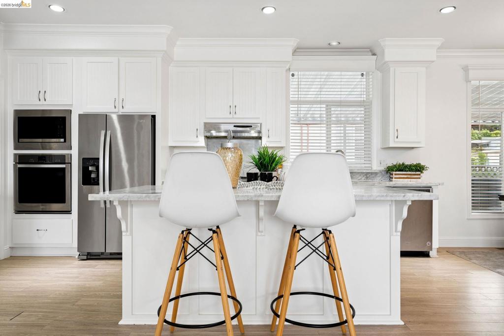 23 Shoal Dr