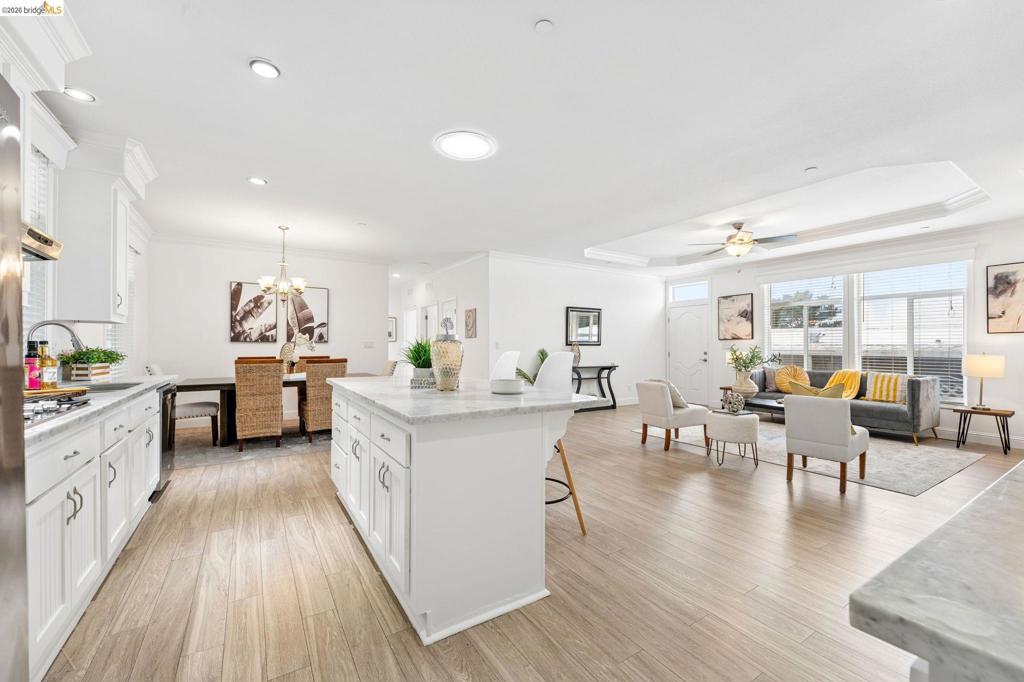 23 Shoal Dr