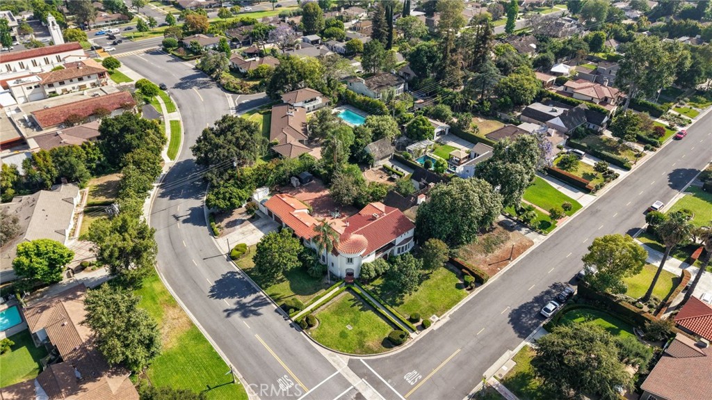 Properties 2932 Gainsborough Drive
