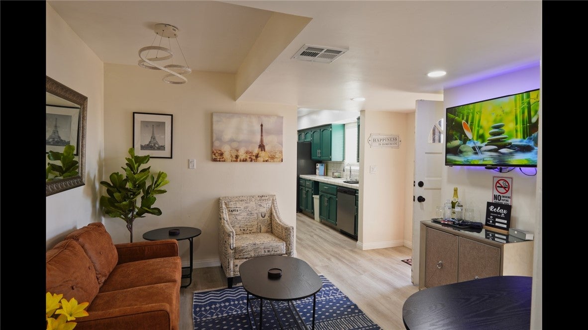 3206 Candlewood Drive