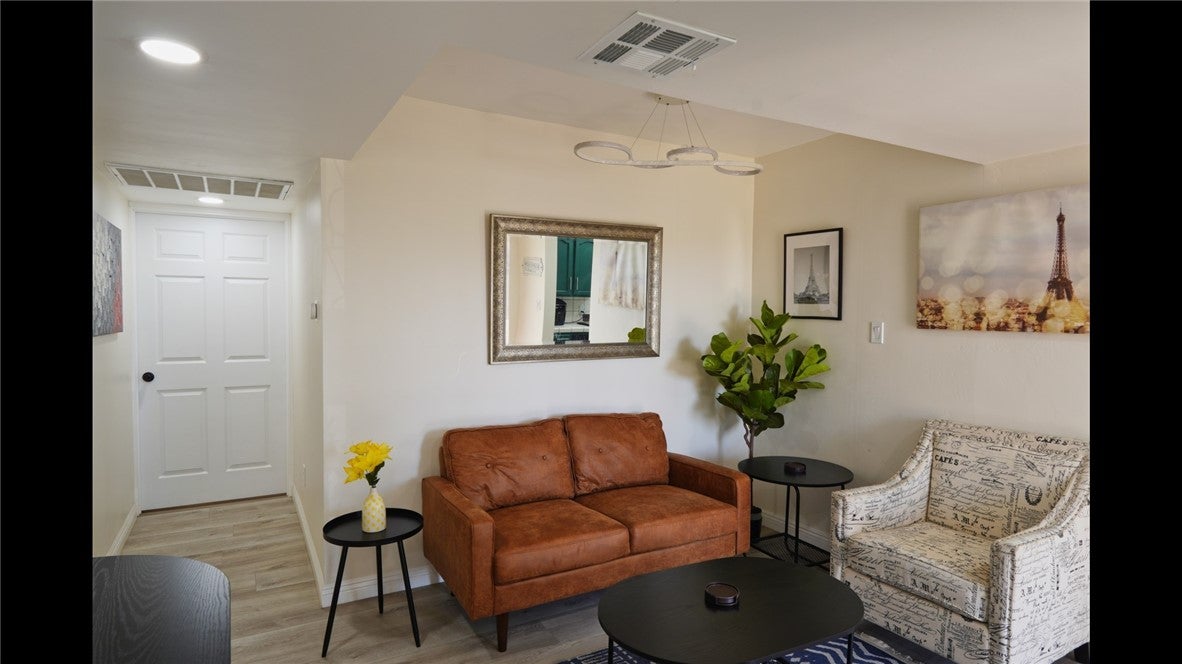 3206 Candlewood Drive
