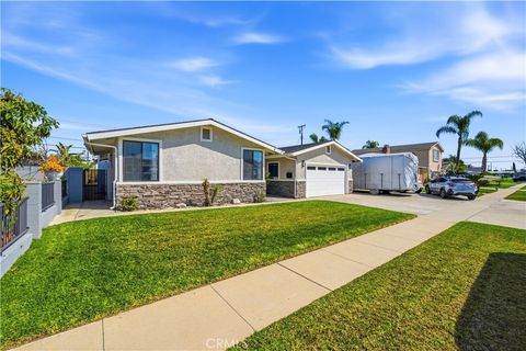 Photo of 8142 San Mateo Cir, Buena Park, CA 90620 (MLS # OC26126214)