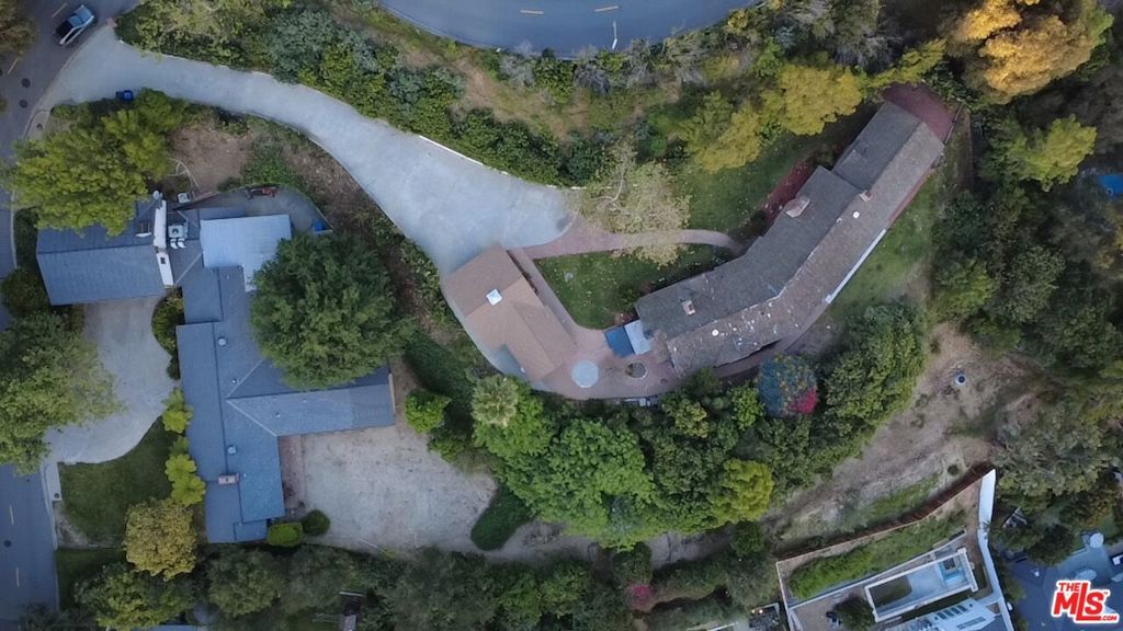 Photo of 11222 Bellagio Road, Los Angeles, CA 90049 (MLS # 26659657)