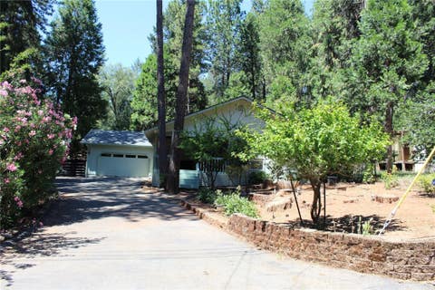 Photo of 6186 Kilgord Court, Magalia, CA 95954 (MLS # PA26158655)