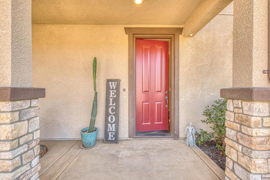 646 Cadena Drive