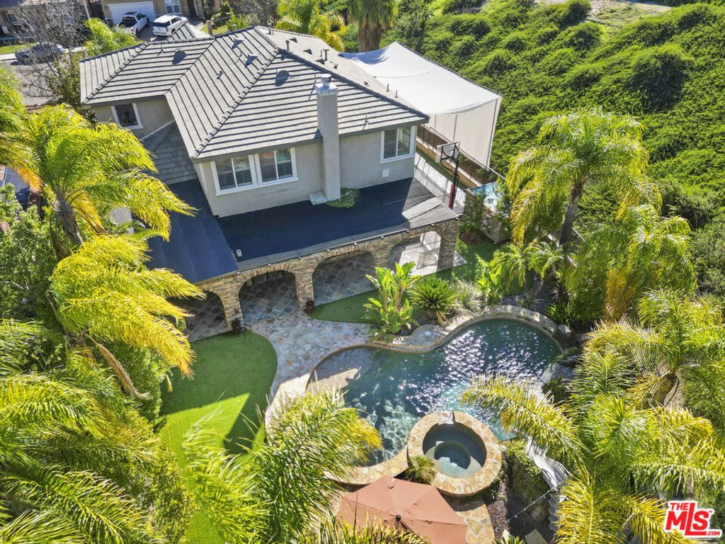 Photo of 23871 Rio Ranch Way, Valencia, CA 91354 (MLS # 26640061)