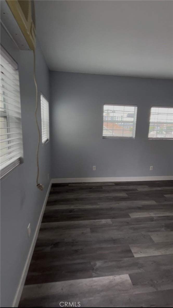 Properties 2 1032 S Normandie Avenue 201