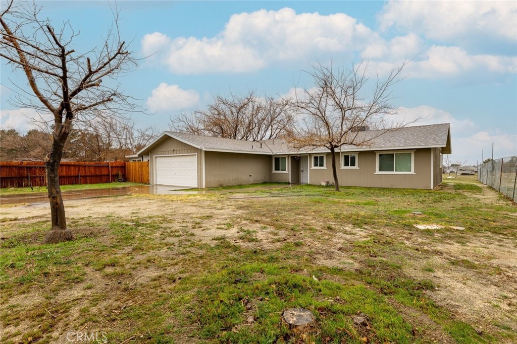 9503 E Avenue T12
