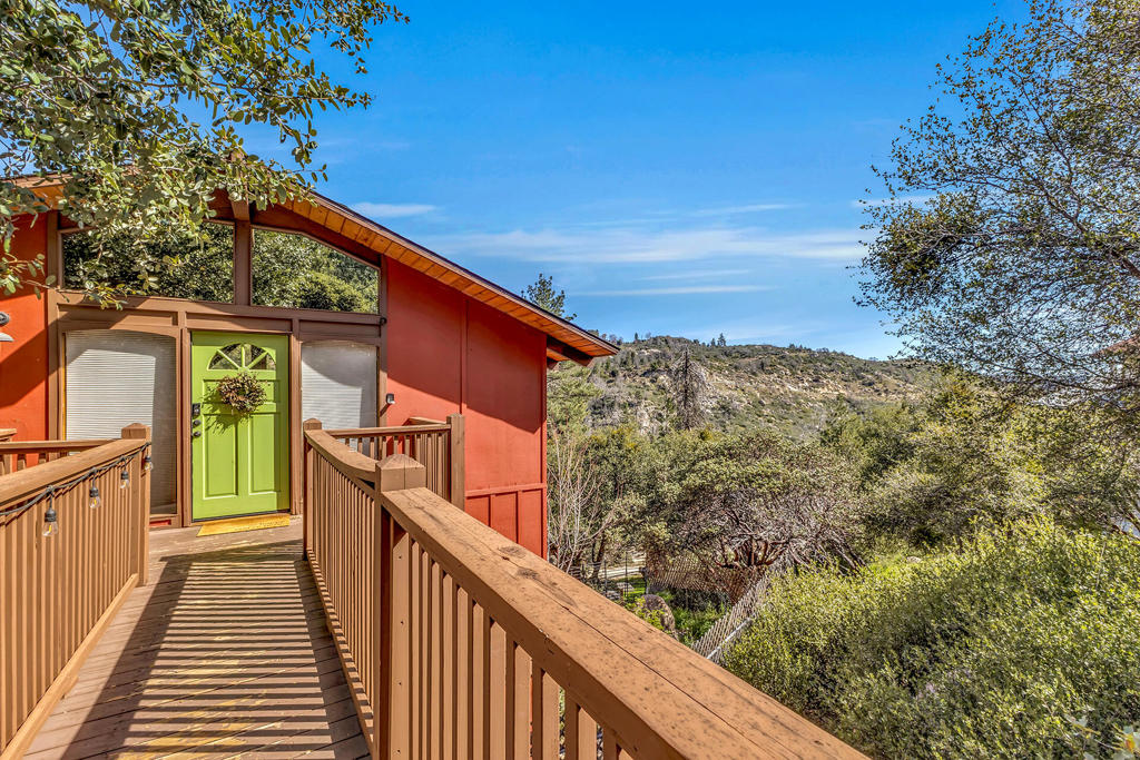 26870 Robin Drive