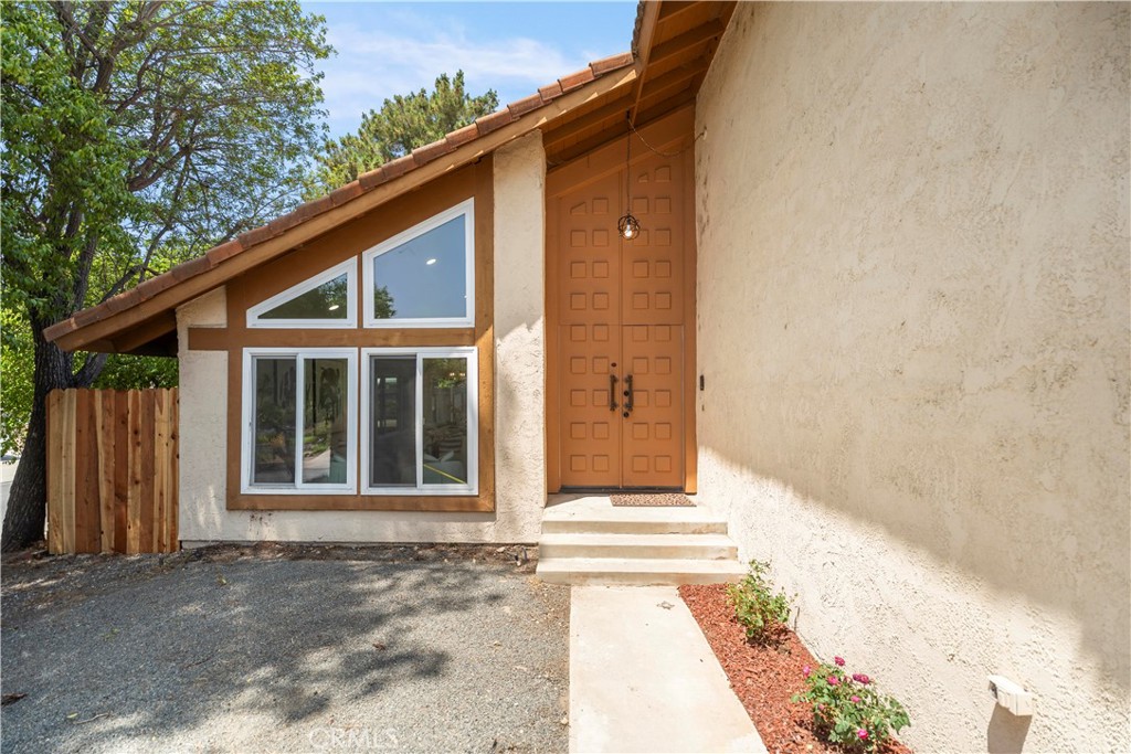 1565 Glenwood Way