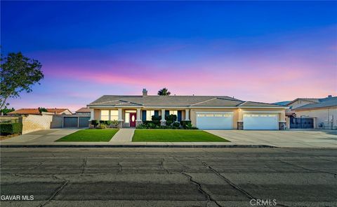 Photo of 5130 W Avenue M12, Quartz Hill, CA 93536 (MLS # SR25281088)