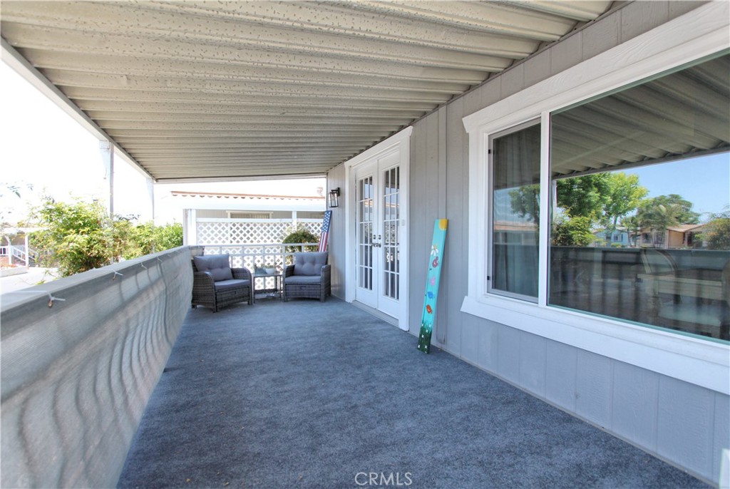 692 N Adele Street 101