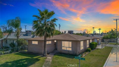 Photo of 1101 Eureka St, Bakersfield, CA 93305 (MLS # SR26054752)