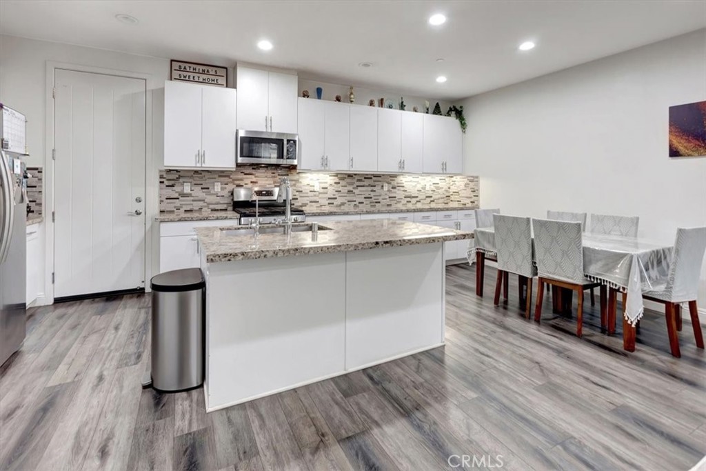The Rowe - Residential Lease