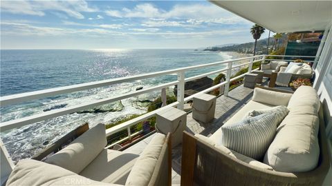 Photo of 7 Camel Point Drive, Laguna Beach, CA 92651 (MLS # LG25130559)