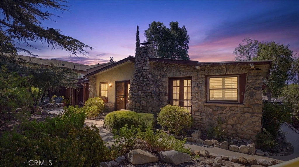 7276 Summitrose Street, Tujunga CA 91042