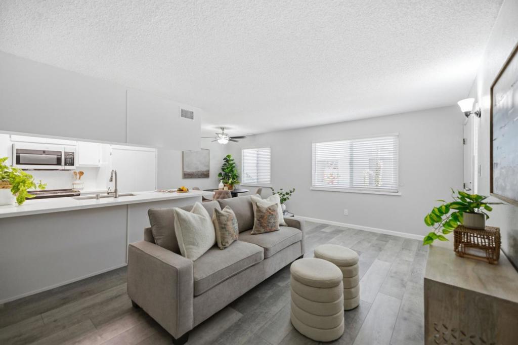 343 Blossom Hill Road 2