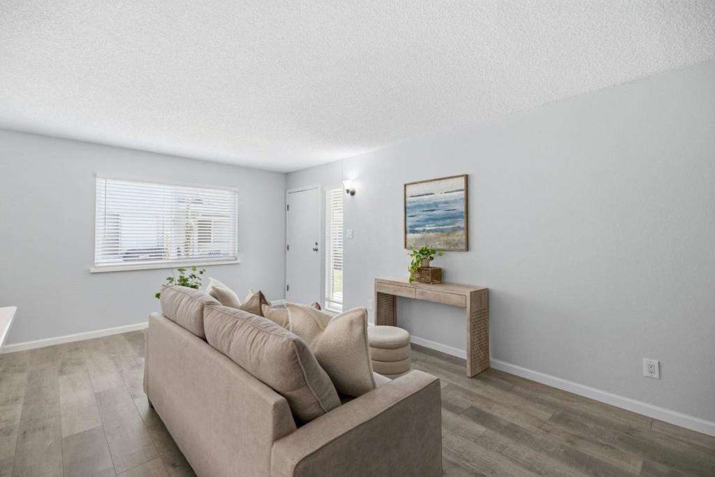 343 Blossom Hill Road 2