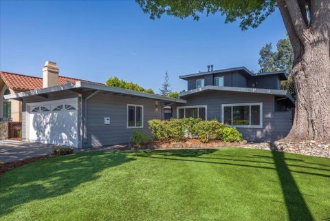 Photo of 535 E Meadow Drive, Palo Alto, CA 94306 (MLS # ML82062461)