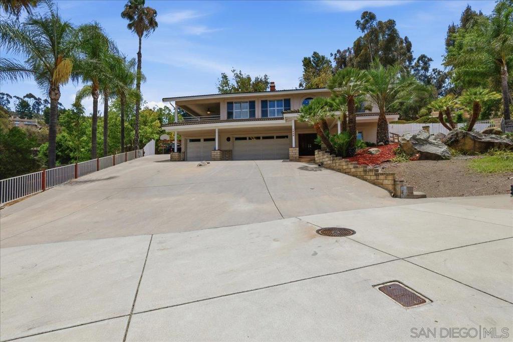 1424 Lemon Ave