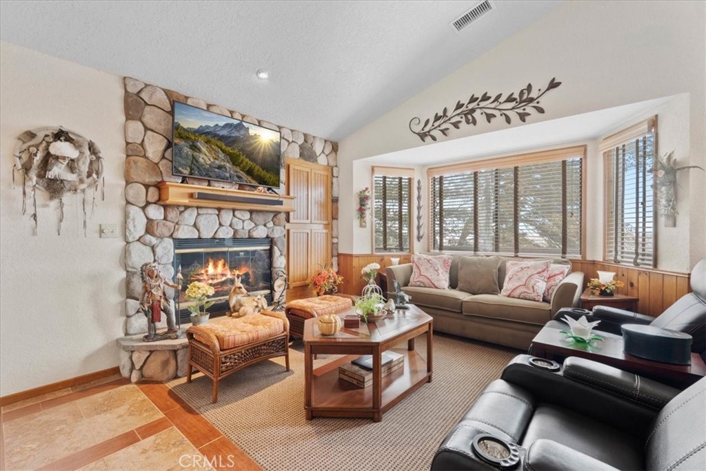 Crestline (CRES) - Residential