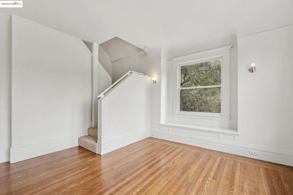 CENTRAL BERKELEY - Residential Income