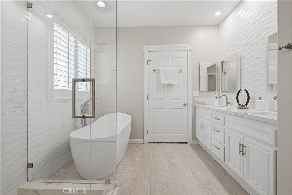 8 Sutherland Drive, Ladera Ranch CA 92694 - Photo 25