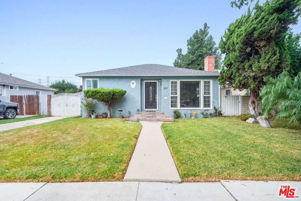 227 W Fuego Street