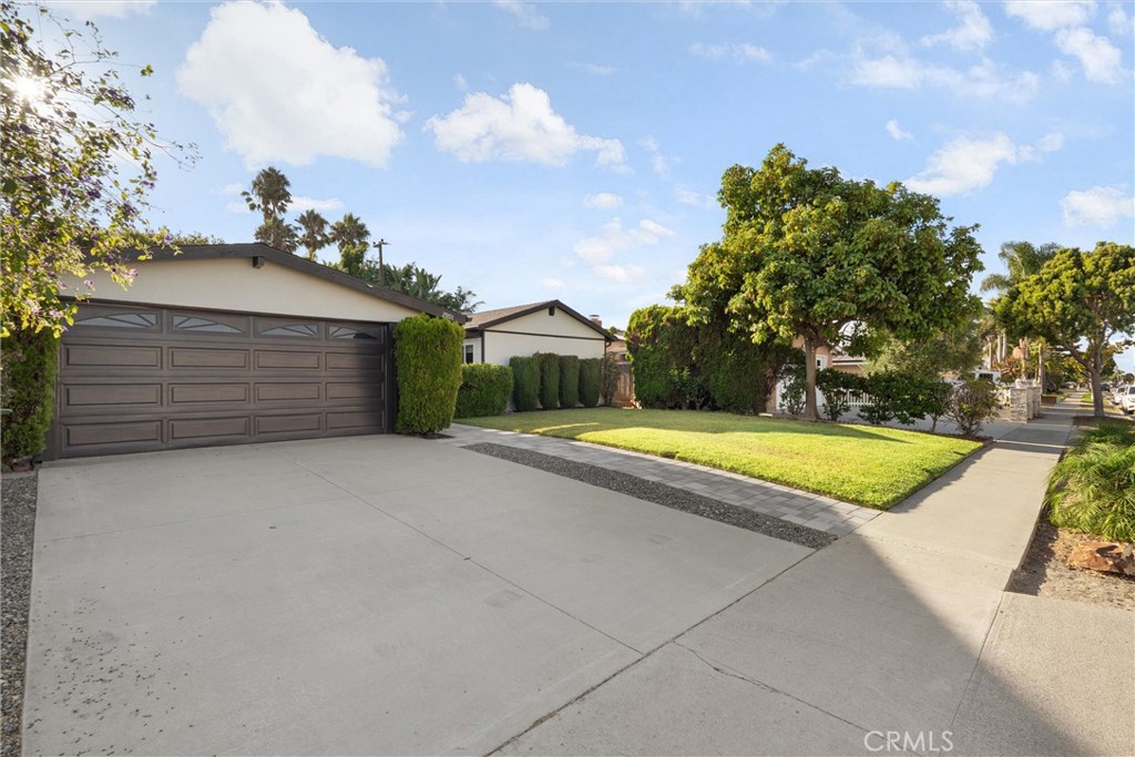 2901 Royal Palm Drive