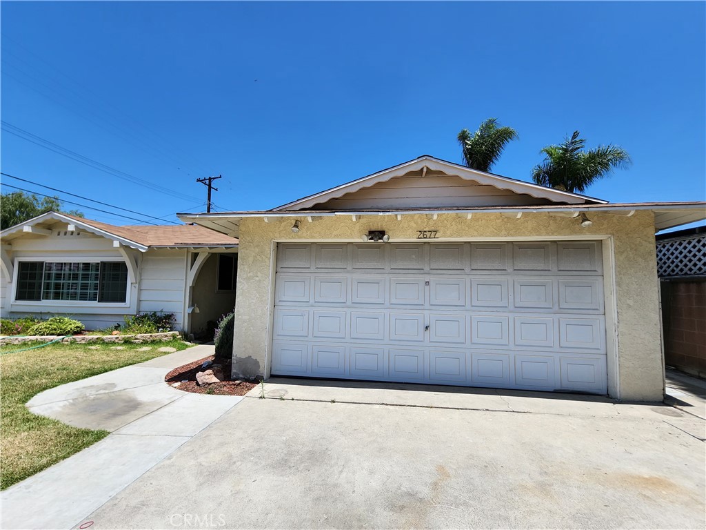 2677 W Russell Ave,