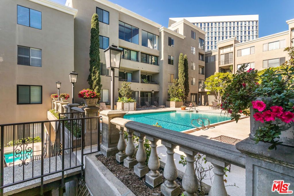 Photo of 8455 Fountain Avenue #414, West Hollywood, CA 90069 (MLS # 26634881)