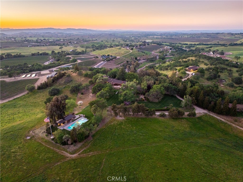 6125 El Pomar