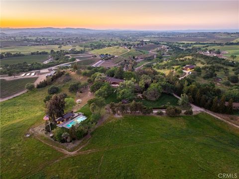 Tiny photo for 6125 El Pomar Dr, Templeton, CA 93465 (MLS # NS26061296)