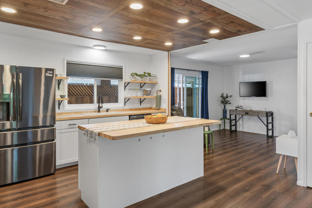 Palm Springs View Es - Manufactured In Park