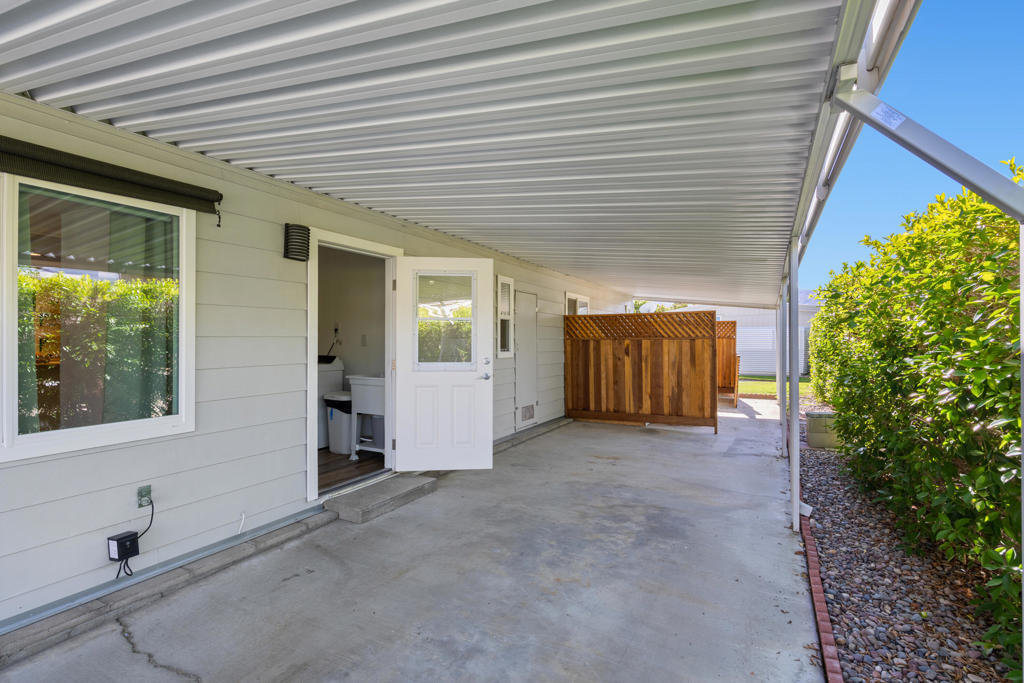 Palm Springs View Es - Manufactured In Park