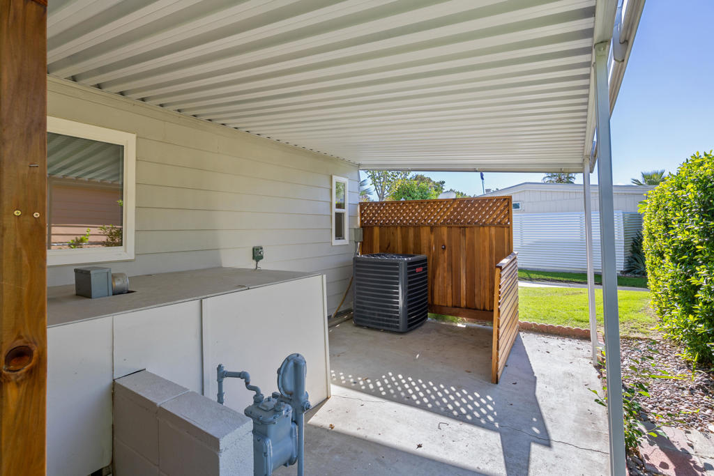 Palm Springs View Es - Manufactured In Park