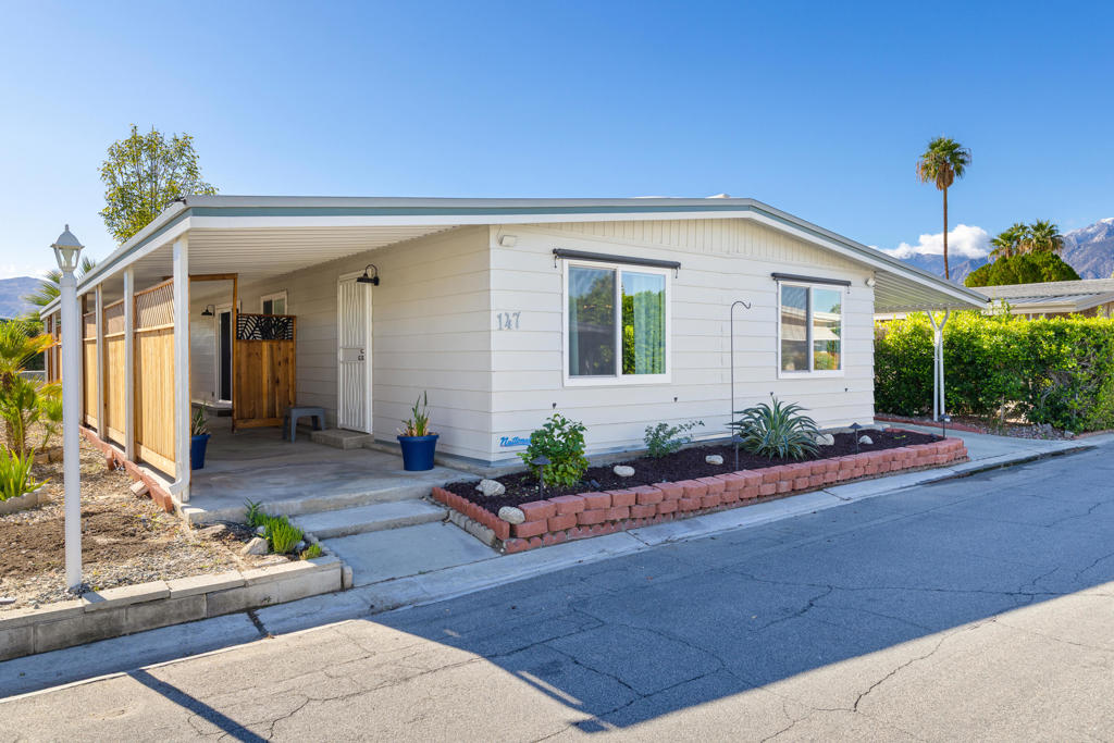 Palm Springs View Es - Manufactured In Park