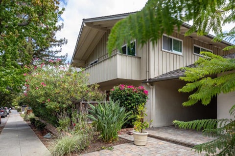 Photo of 535 Tyndall Street, Los Altos, CA 94022 (MLS # ML82060412)