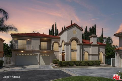 Photo of 17315 Lassen Street, Northridge, CA 91325 (MLS # 26700055)