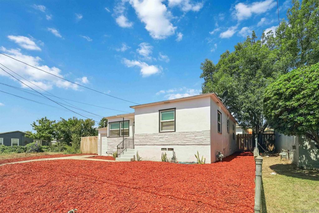 4712 Harbinson Ave.