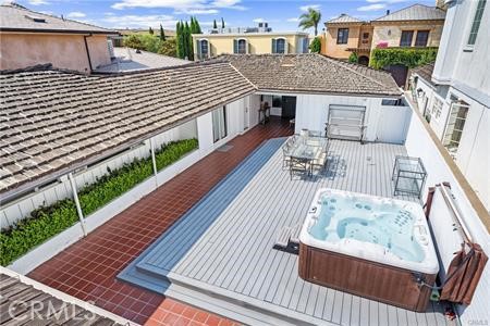 Harbor Island (HARI) - Residential